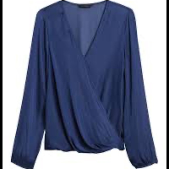BANANA REPUBLIC SOFT SATIN WRAP-EFFECT TOP - Picture 1 of 2